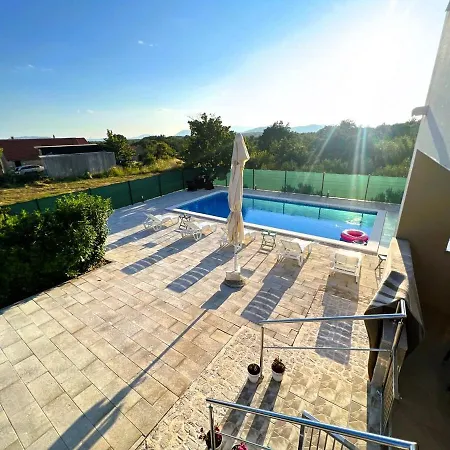 Family Jela For 12 Guests With Pool Vikendica *