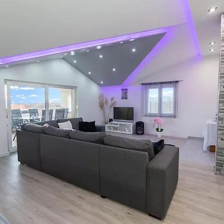 Vikendica Family Jela For 12 Guests With Pool